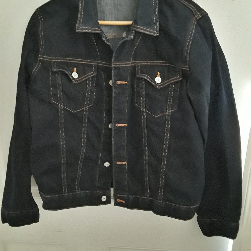 Nine planet jeans dark  blue denim jacket.
